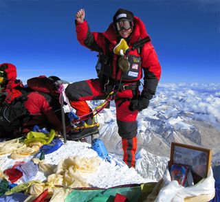 Everest Climber & NOLS Alum Anne Parmenter to Give Talk at Vassar College on Monday