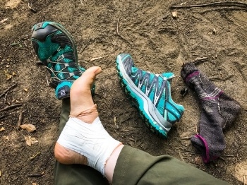 Practicing making a lower leg splint on a Wilderness First Aid course. 