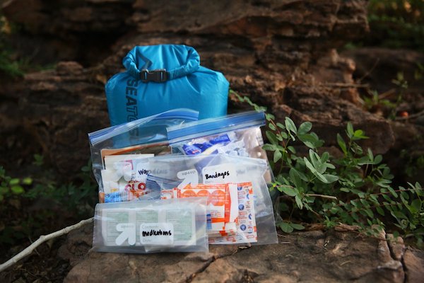 Building a Proper First Aid Kit