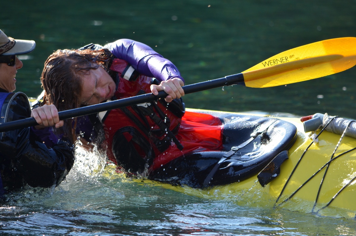 jonas-alexandersson-kayak-roll-alaska-1