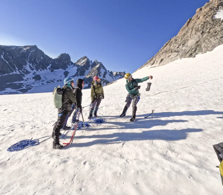 Wind River Mountaineering – 16 and 17 only